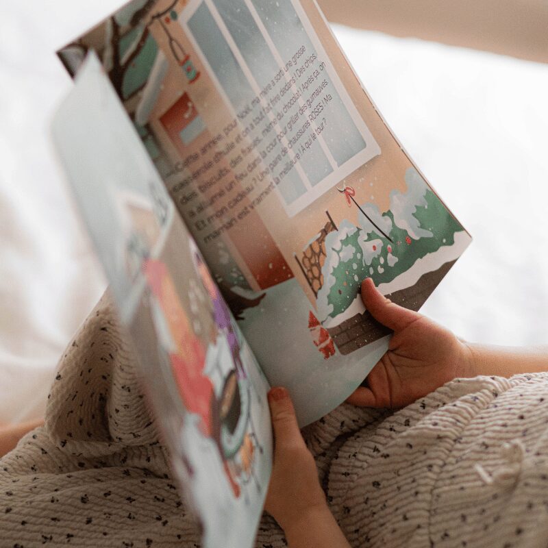 tous les noëls sont différents livre pour enfant belle elaine auteure histoire douce différentes familles sociales message apprentissage thème des fêtes hiver idée cadeau bébé album jeunesse réveillon